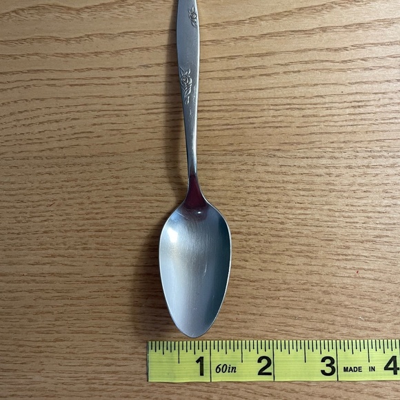 Oneida Stainless Flatware Rose Duet Pattern 4 Teaspoons HTF Pattern Made in USA - Picture 7 of 7